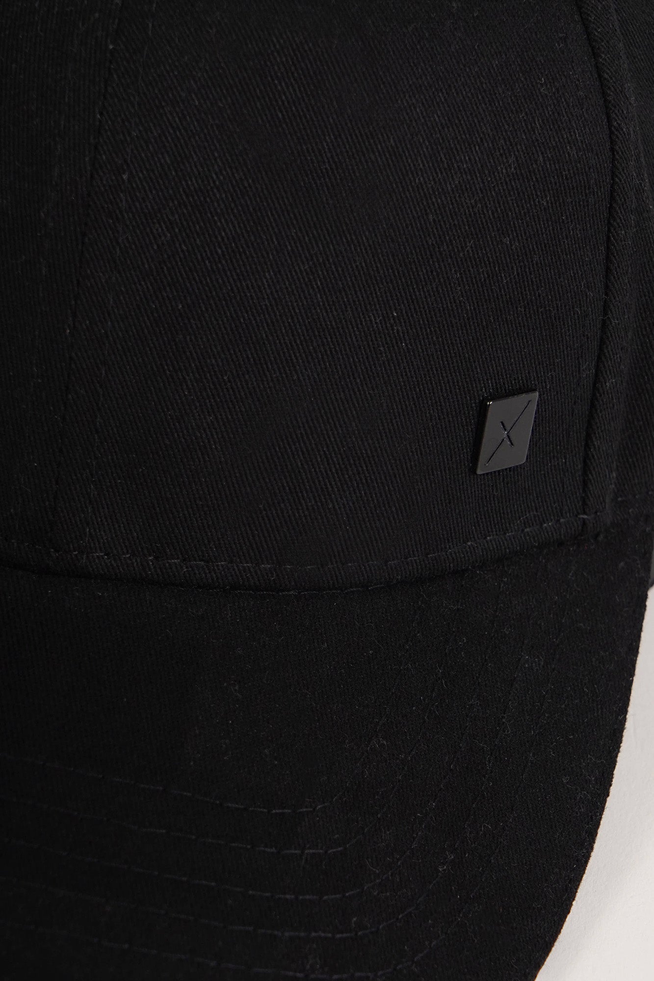 X Curved Cap