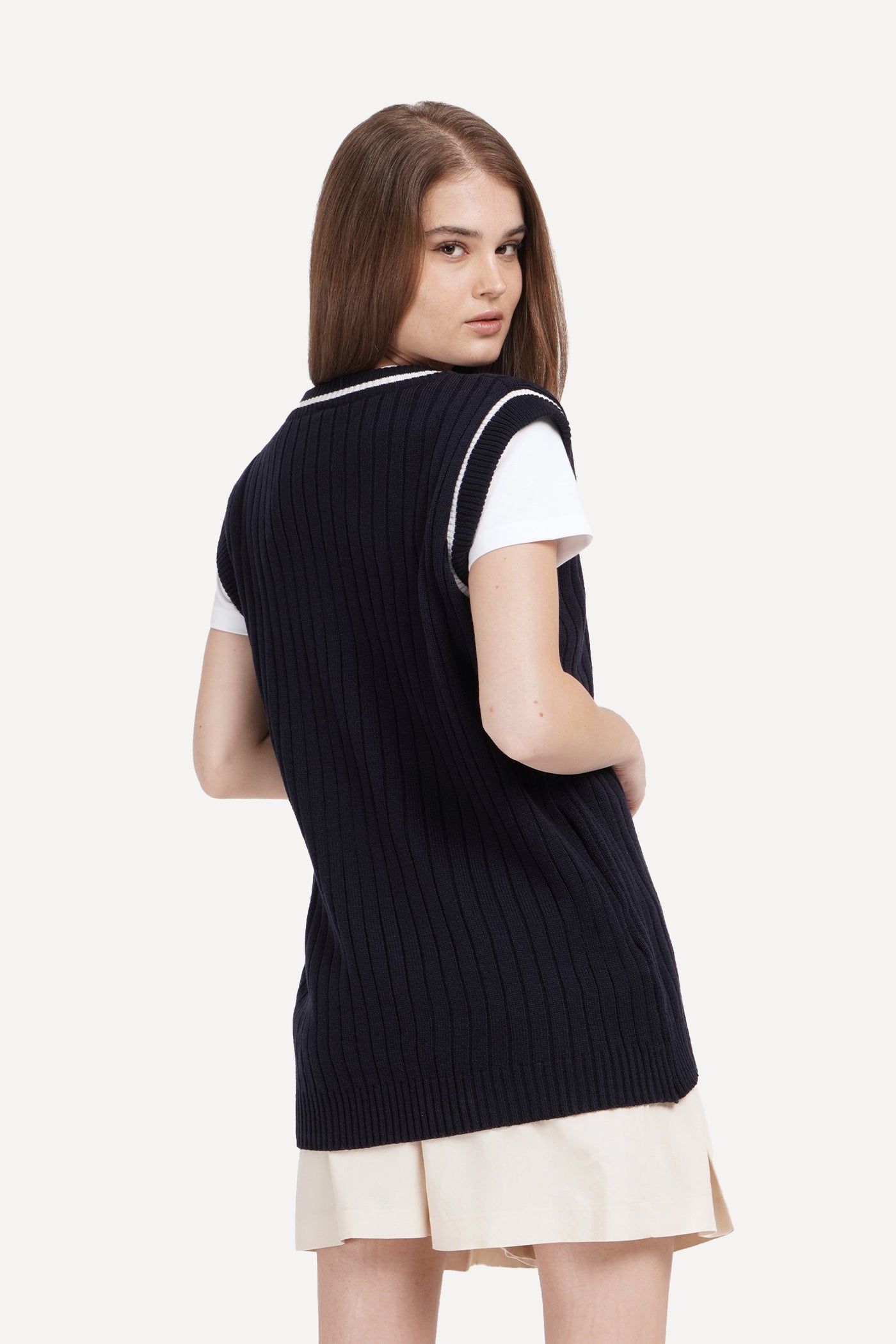 Contrast Collar Knitted Vest (NCT 4)